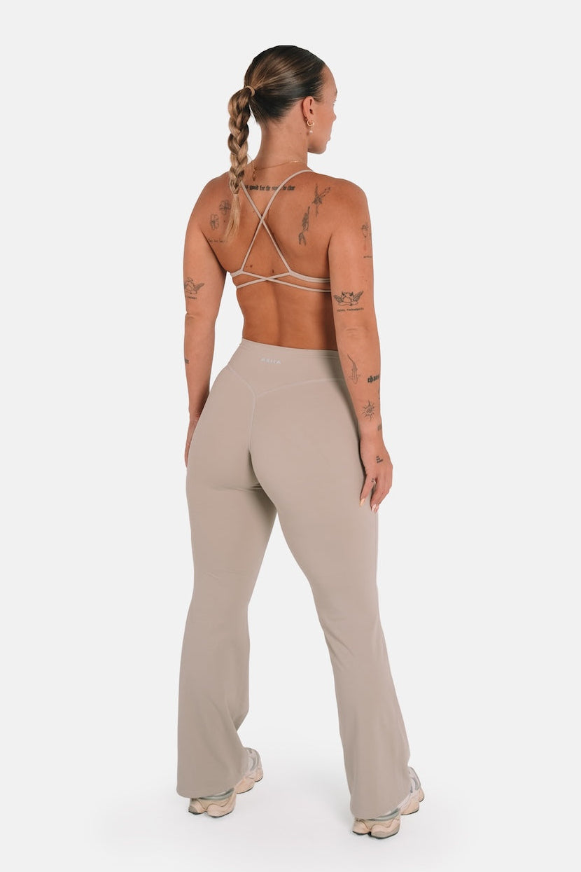 Soft Essential Flares - Oat