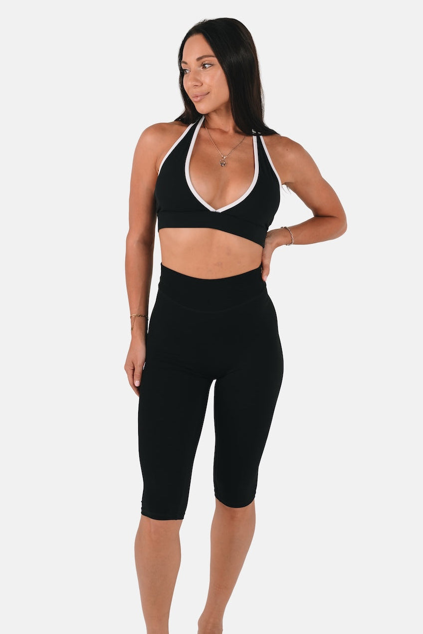 Invisible Scrunch Capri Leggings - Black