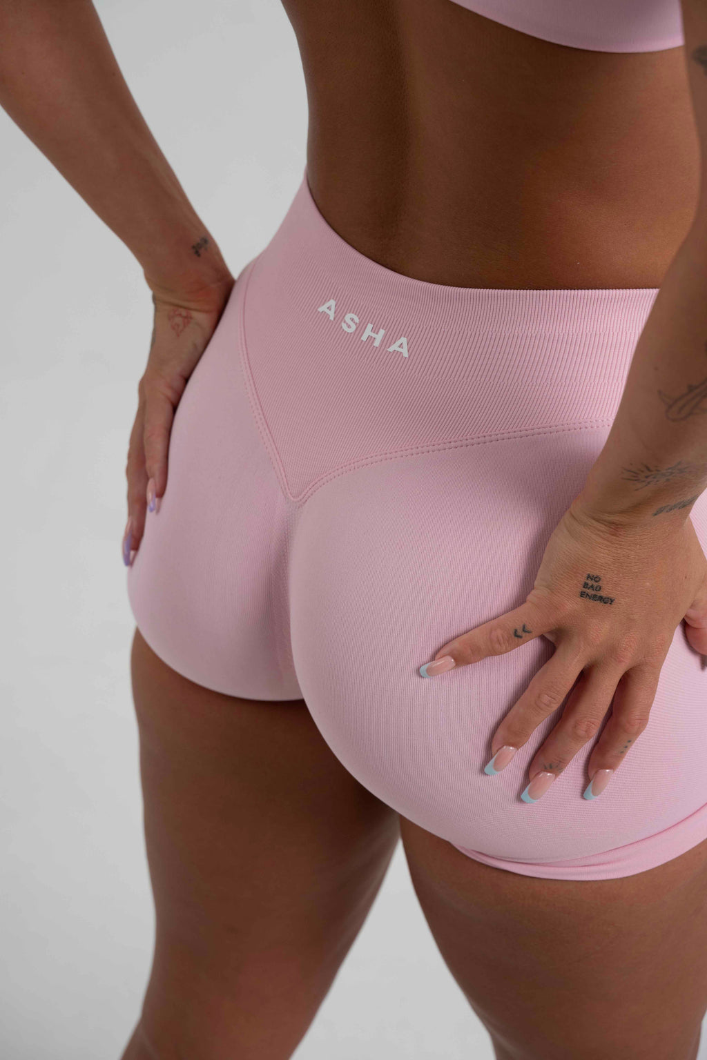 Contour Shorts - Blush